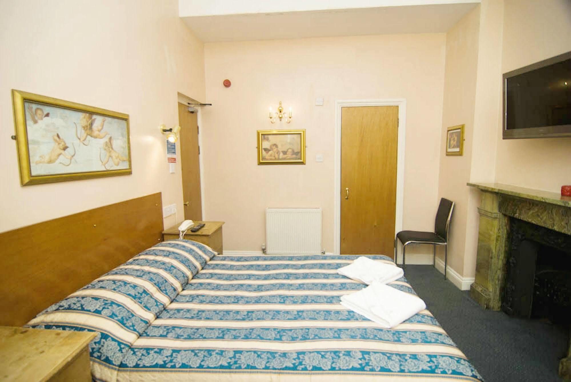 Normandie Hotel Λονδίνο Εξωτερικό φωτογραφία